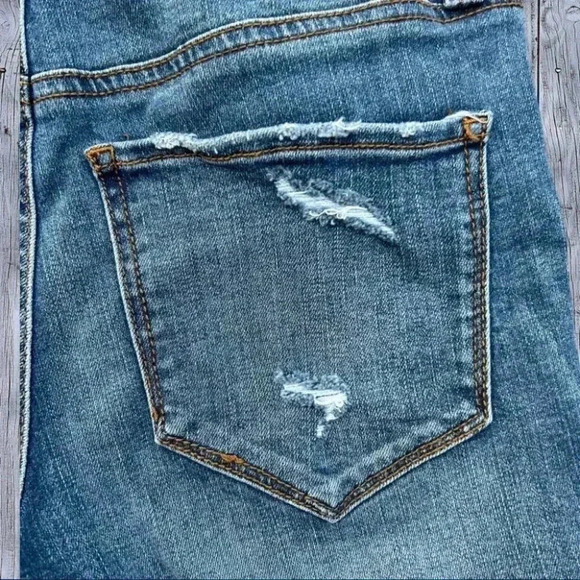 NEW MUDD High Rise MIDI - 4” Seam - Flex Stretch Fray Hem 5 button shorts - SZ 3 - Picture 4 of 13